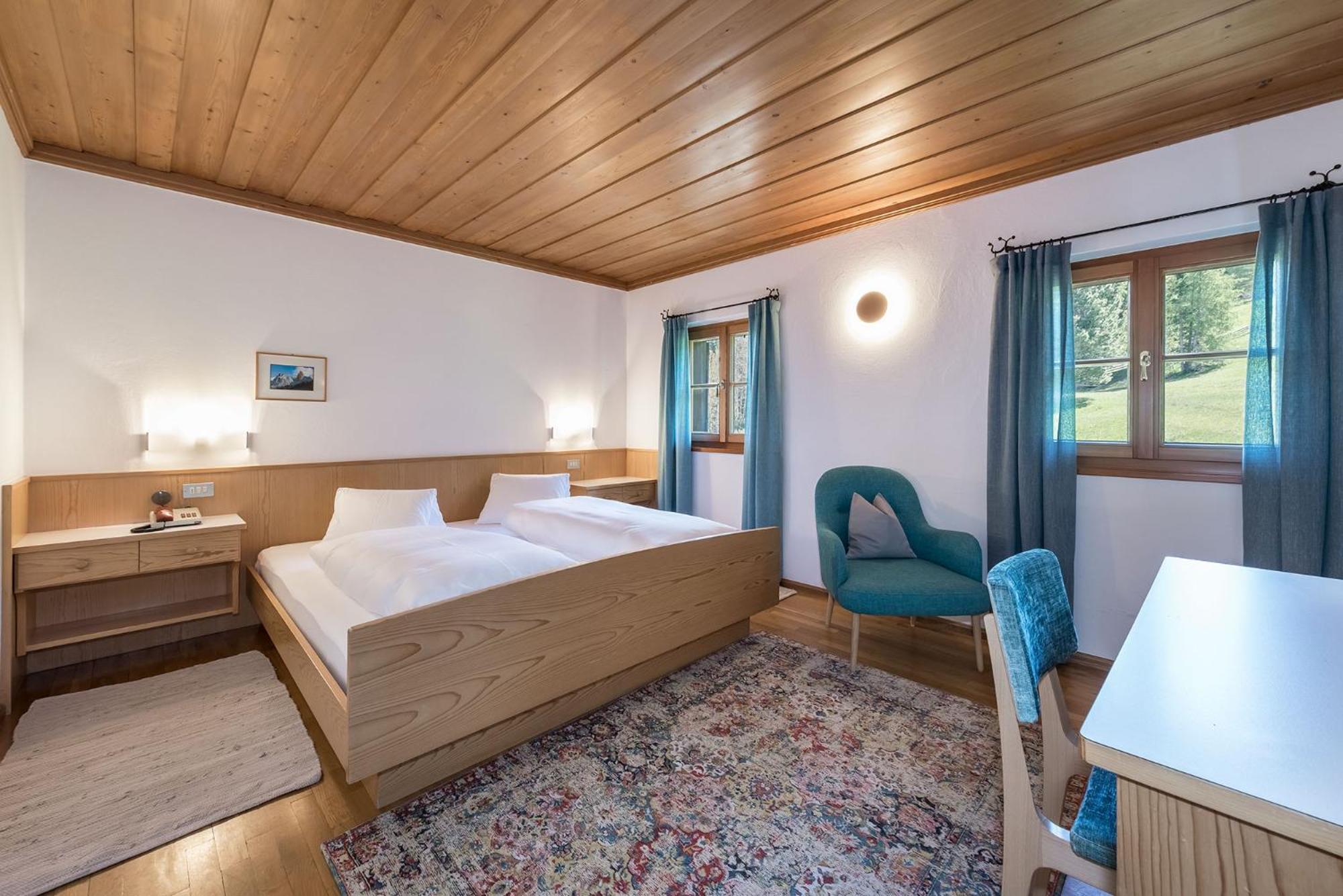 Hotel Bewaller Обереген Екстериор снимка