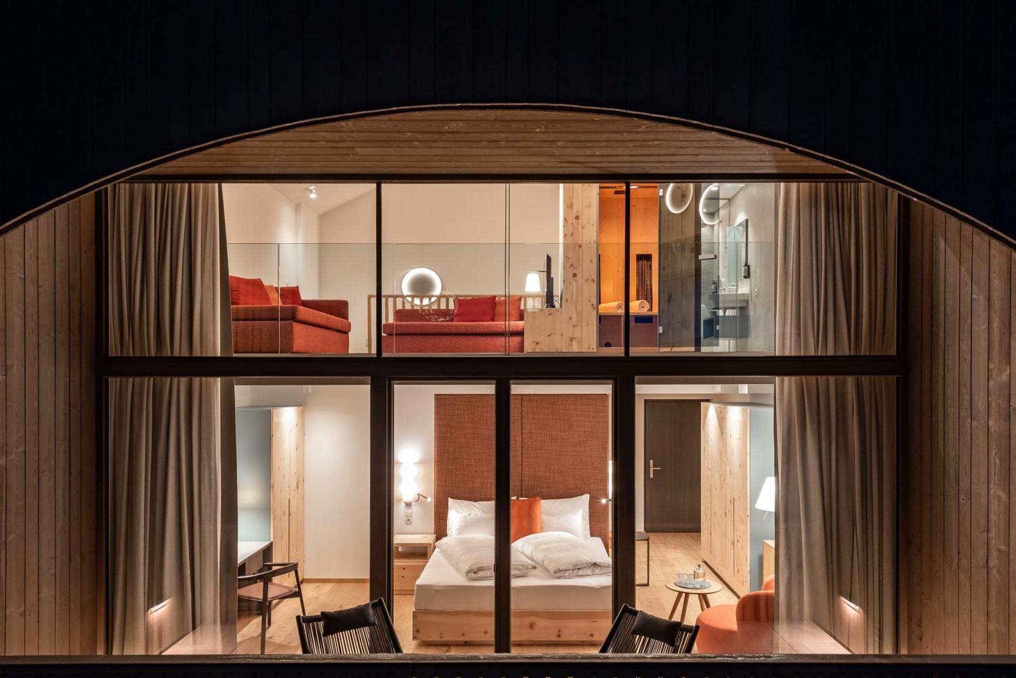 Hotel Bewaller Обереген Екстериор снимка